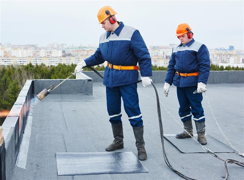 Bitumen waterproofing membrane used on exterior parapet wall