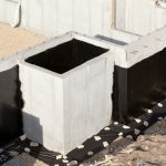 Sealing cracked walls to stop penetrating damp