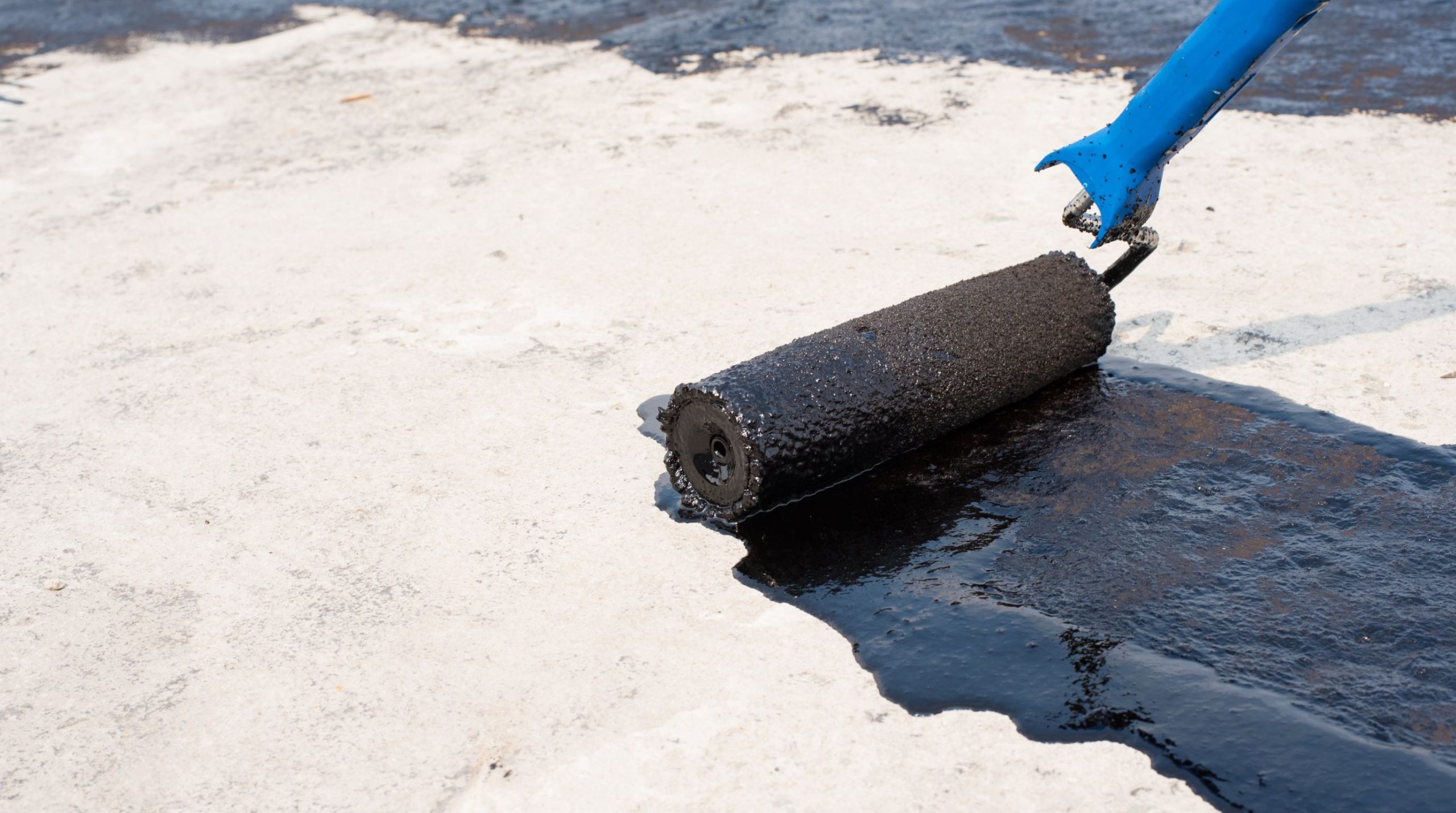 Safeguard liquid rubber waterproofing solution for concrete structures